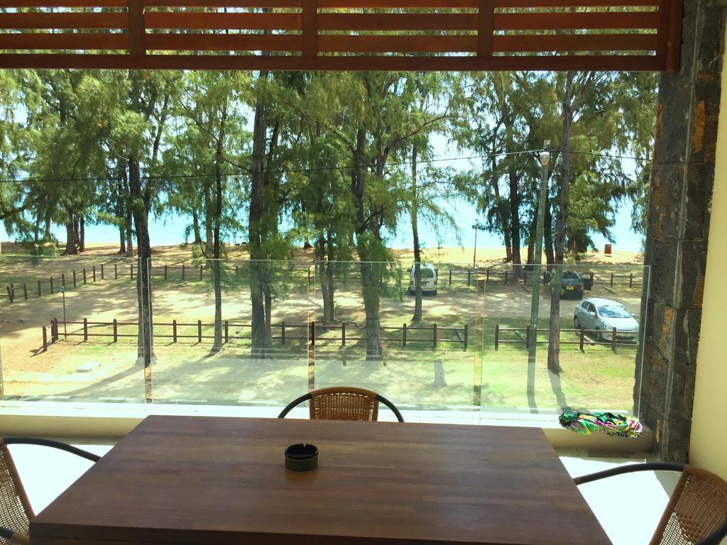 West Front One No 4 With Seafront - Licensed By Tourism Authority 14977 Flic En Flac Mauritius Eksteriør billede